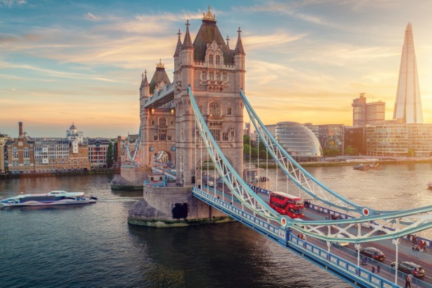 tower-bridge-at-sunset-picture-id1148659714